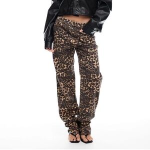 NWOT Lioness Leopard Print Baggy Jeans